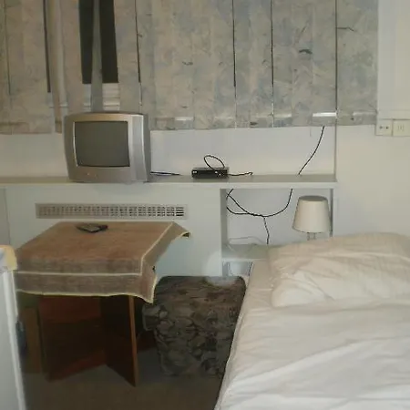 Hotel Kacerov 2*